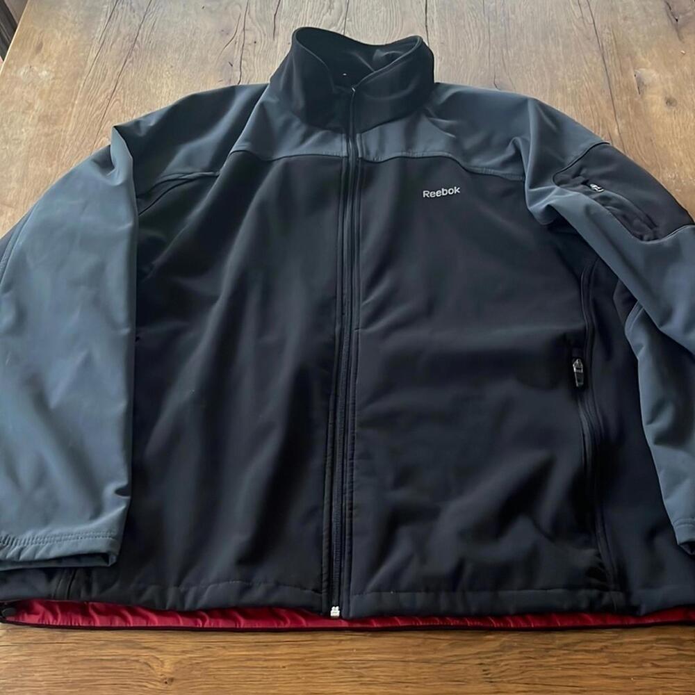 Men’s Reebok  Jacket Black with Grey Accents Size XL Zipper Up